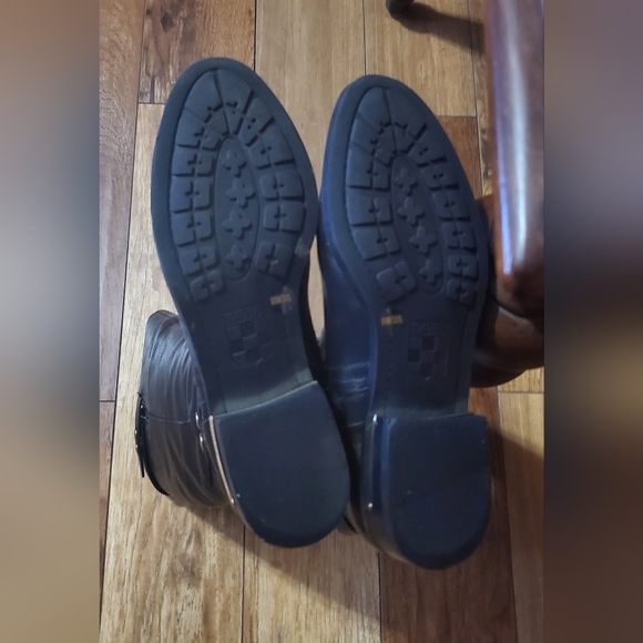 Vince Camuto boots - Picture 4 of 9